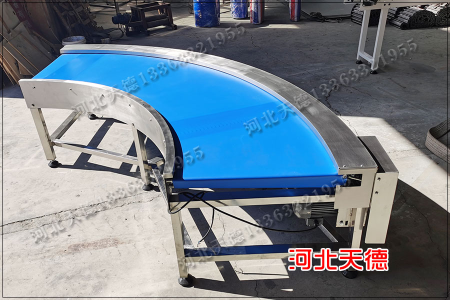 皮帶轉(zhuǎn)彎機(jī)